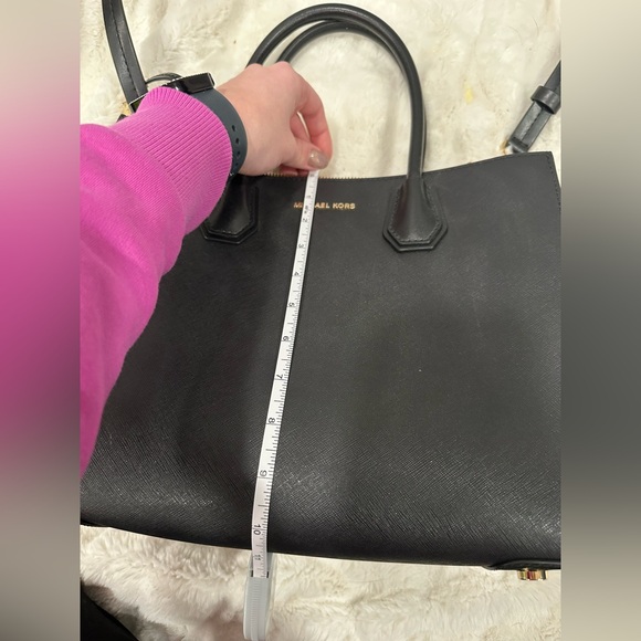 NWT Michael Kors Mercer Large Convertible Tote - Picture 10 of 10